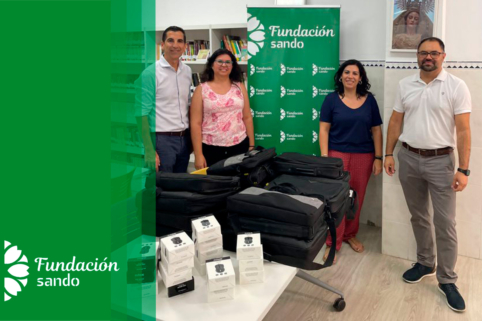 Fundación Sando dona ordenadores reciclados al Colegio Juan Nepomuceno Rojas
