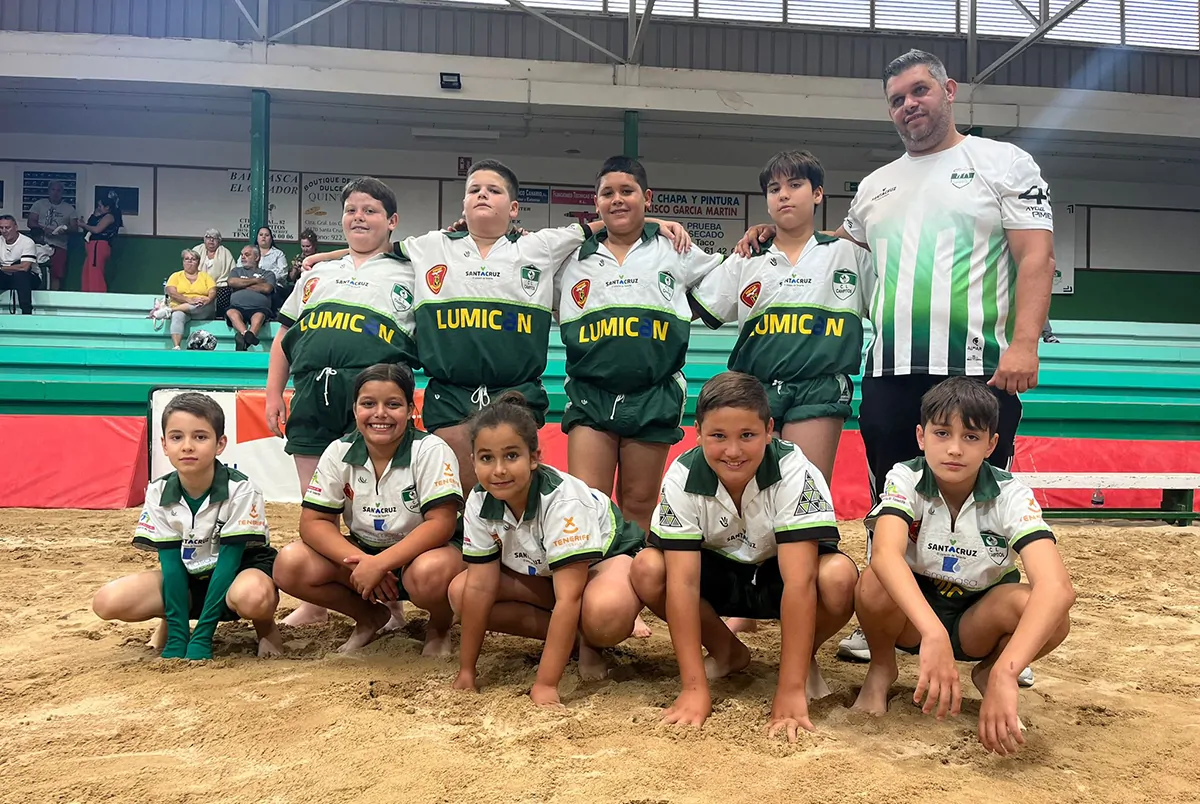 La Fundación Sando ha renovado su compromiso con la lucha canaria, uno de los deportes más representativos de las Islas Canarias al brindar su apoyo un año más al Club Deportivo de Lucha Los Campitos durante esta temporada.