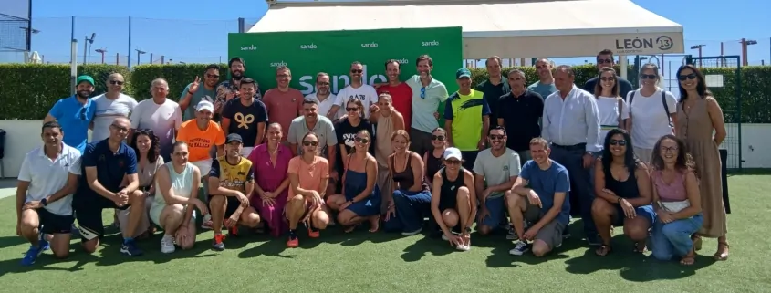 La Fundación Sando ha celebrado la final del II Torneo de Pádel en las instalaciones del Club León 13 de Málaga,