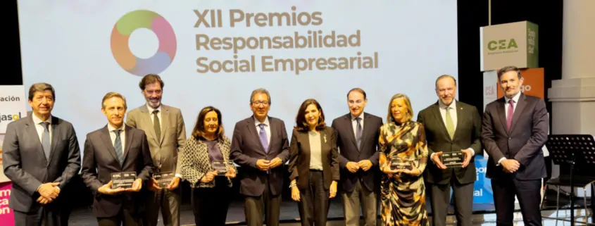 La Confederación de Empresarios de Andalucía (CEA) ha reconocido el proyecto de Fundación Sando, junto con la Agencia EFE, para formar a periodistas en responsabilidad social con el Premio a la Comunicación y Difusión Social y Empresarial dentro de los XII Premios CEA en Responsabilidad Social Empresarial (RSE).